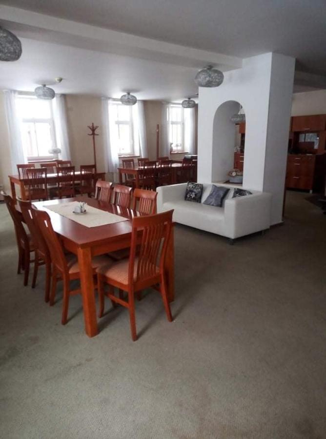 يانوف نادنيسو Hotel Epocha المظهر الخارجي الصورة